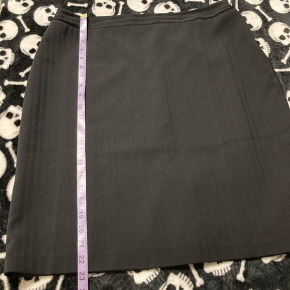 REITMANS Black ribbed pencil skirt ~ Y2K goth MEDIUM LARGE striped lined skirt - Picture 7 of 14